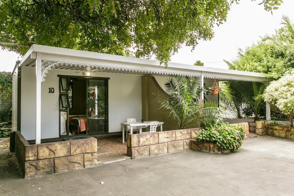 Sun Bell Lodge Белвил Екстериор снимка