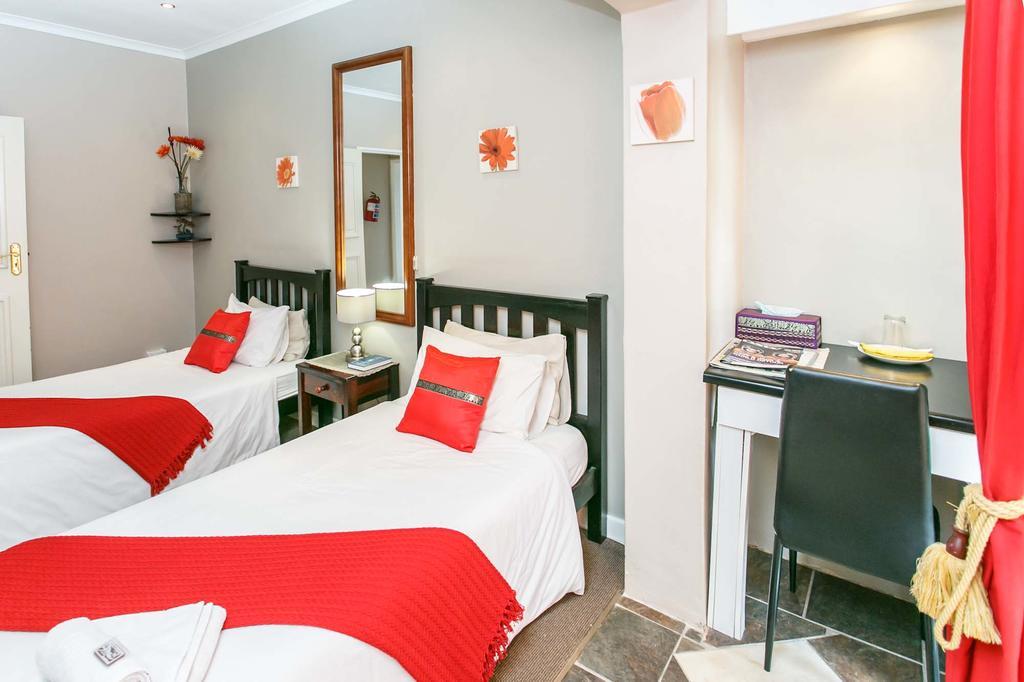 Sun Bell Lodge Белвил Екстериор снимка