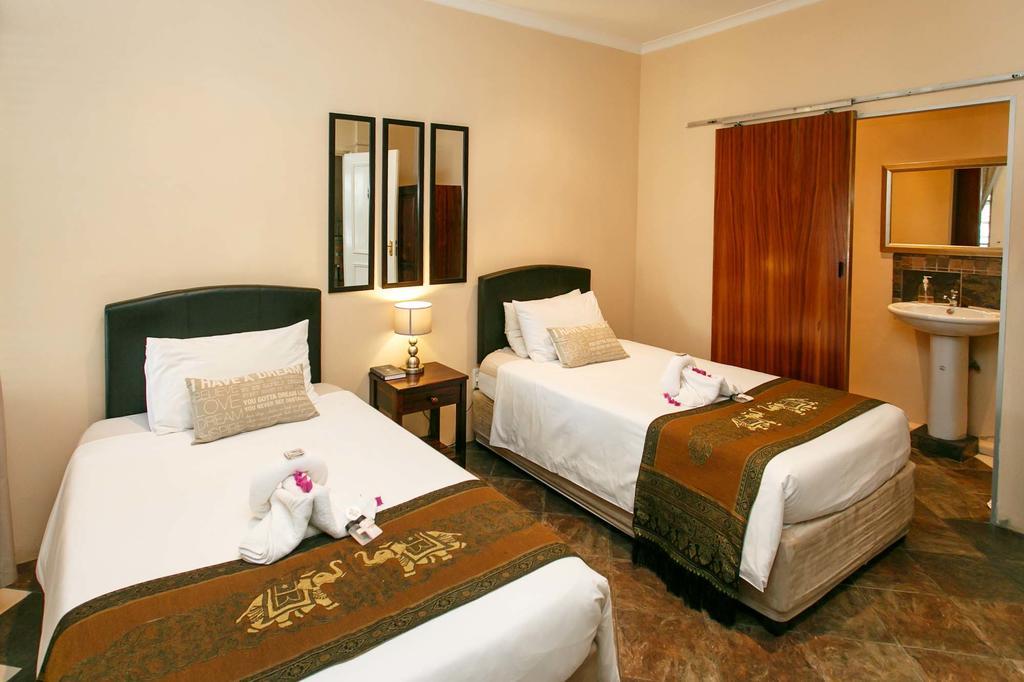 Sun Bell Lodge Белвил Екстериор снимка
