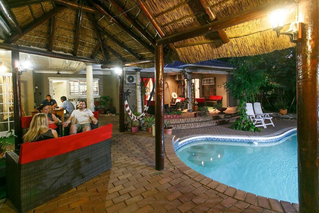 Sun Bell Lodge Белвил Екстериор снимка