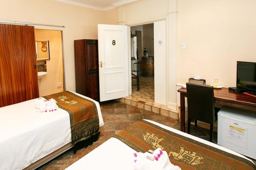 Sun Bell Lodge Белвил Екстериор снимка
