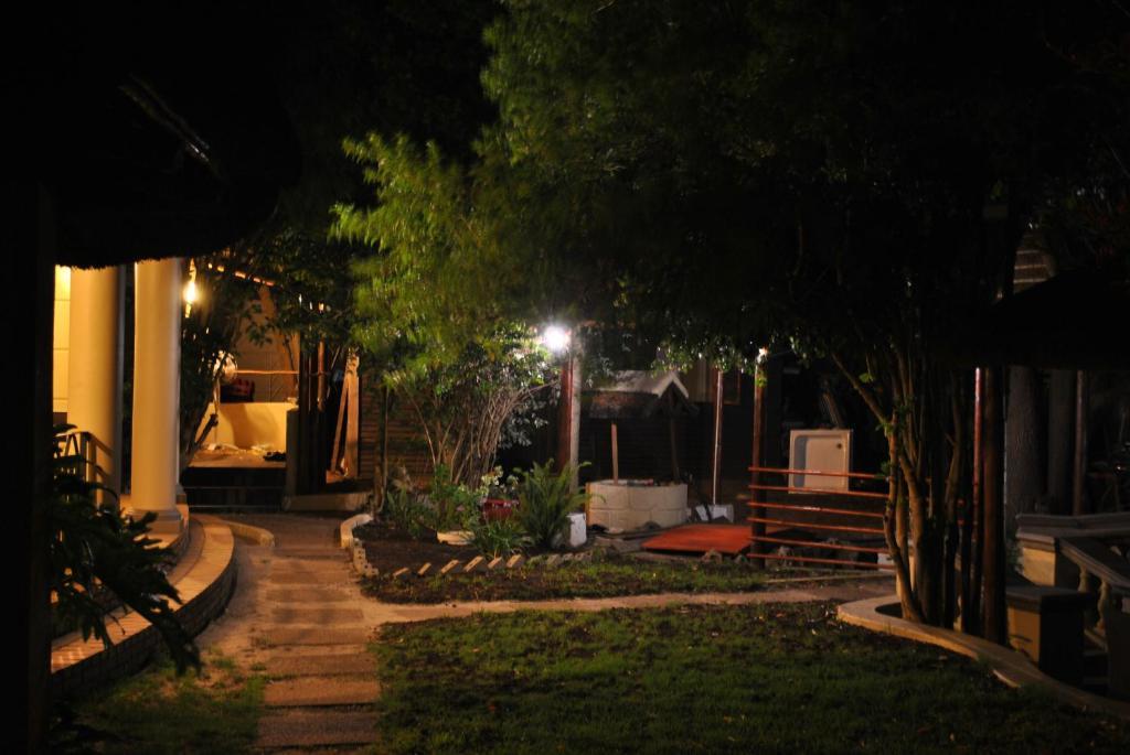 Sun Bell Lodge Белвил Екстериор снимка
