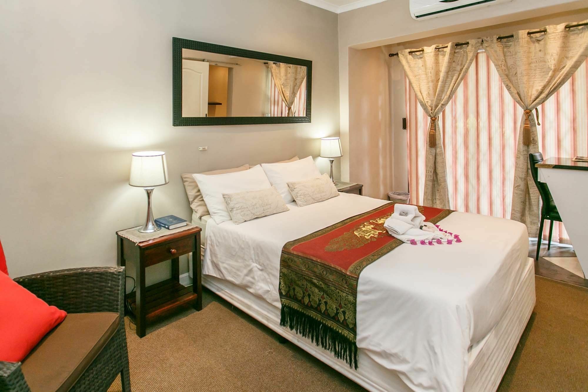 Sun Bell Lodge Белвил Екстериор снимка