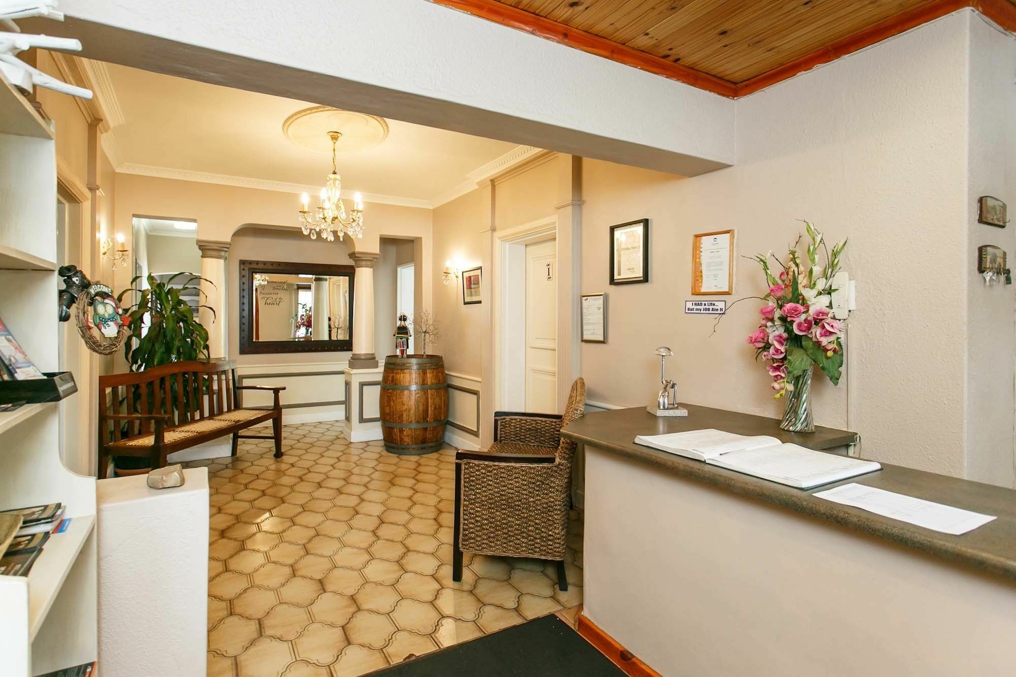 Sun Bell Lodge Белвил Екстериор снимка